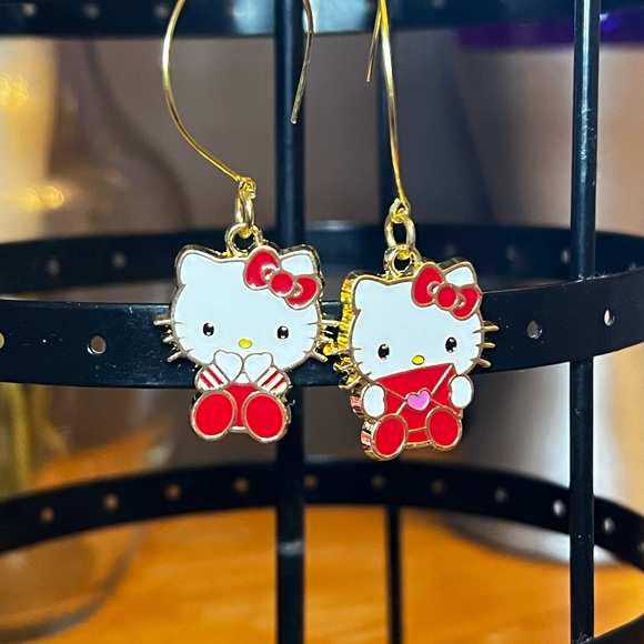 HELLO KITTY-Earrings - - Picture 4 of 5